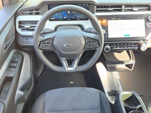 New 2027 Chevrolet Bolt LT w/ Comfort Package image 24