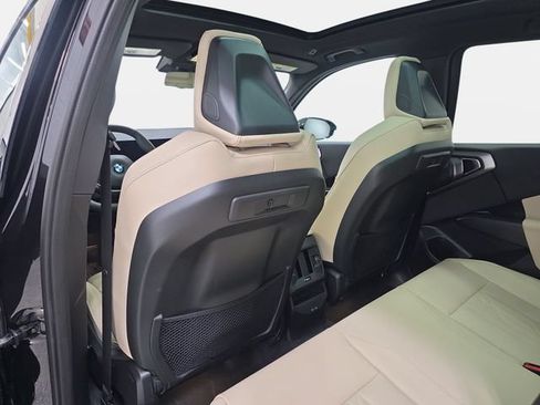 Used 2026 BMW X3 xDrive30i w/ Premium Package AWD/4WD image 10