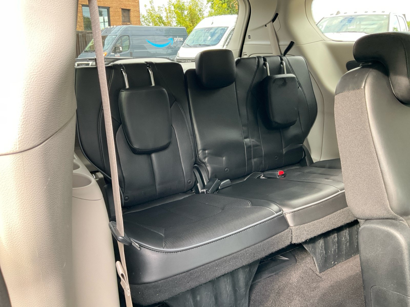 Used 2018 Chrysler Pacifica Limited w/ Advanced Safetytec Group FWD image 22