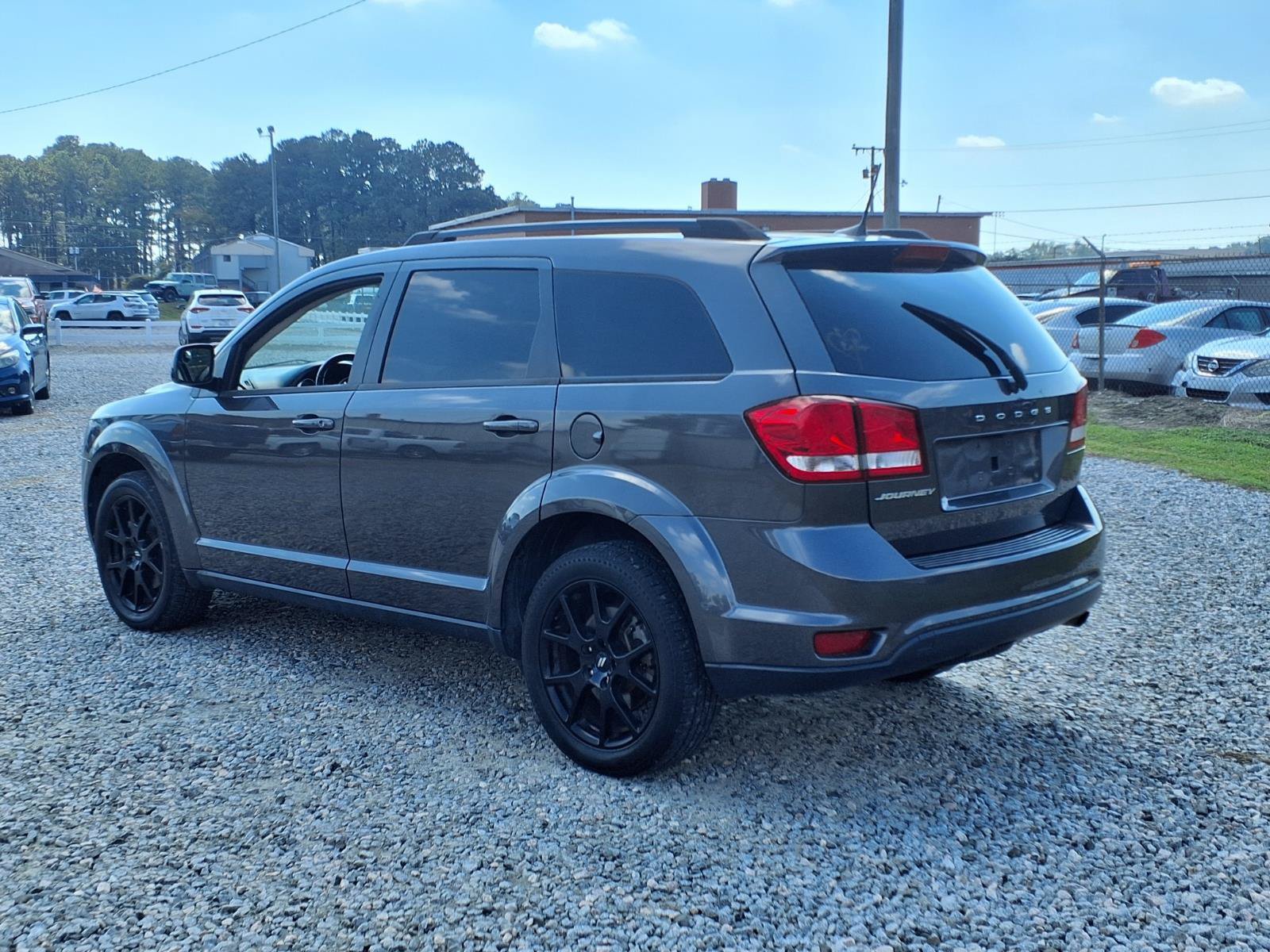 Used 2019 Dodge Journey SE w/ Connectivity Group FWD image 5