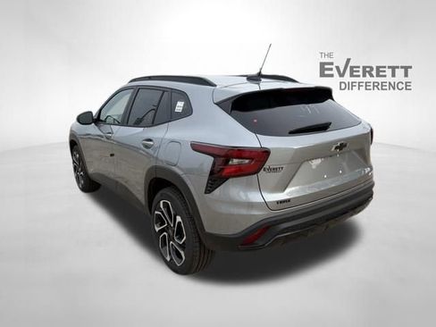 New 2026 Chevrolet Trax RS w/ Driver Confidence Package FWD image 5