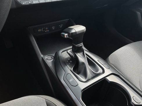 Used 2025 Kia K4 FWD image 20