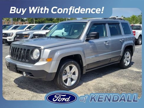 Used 2017 Jeep Patriot Latitude FWD image 1