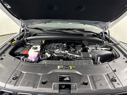 New 2025 Jeep Grand Cherokee L Altitude image 25