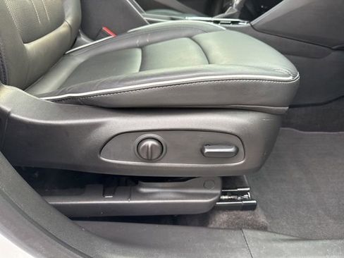 Used 2024 Buick Encore GX Avenir w/ Avenir Convenience Package image 30