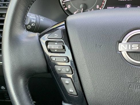 Used 2023 Nissan Armada SL w/ Captain's Chairs Package RWD image 13