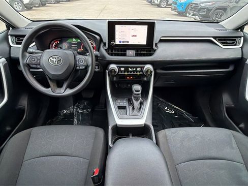 Certified 2025 Toyota RAV4 XLE image 25