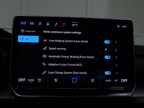 Used 2025 Volkswagen Golf image 62