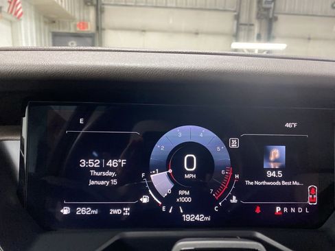 Certified 2024 GMC Acadia Denali w/ Super Cruise Package image 8