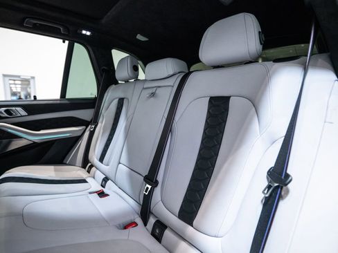 Used 2021 BMW X5 M image 51