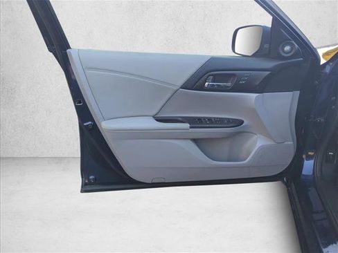 Used 2014 Honda Accord EX-L image 19