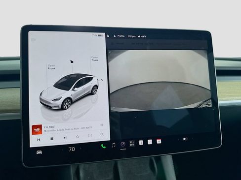 Used 2023 Tesla Model Y Long Range AWD/4WD image 22