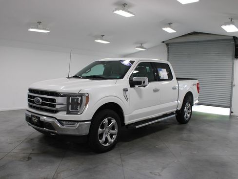 Used 2023 Ford F150 Lariat w/ Equipment Group 502A High AWD/4WD image 4