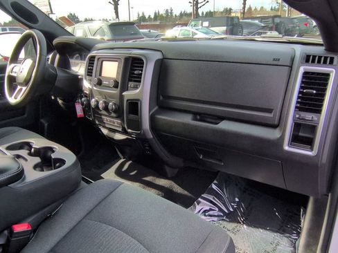Used 2022 RAM 1500 Classic Warlock AWD/4WD image 32