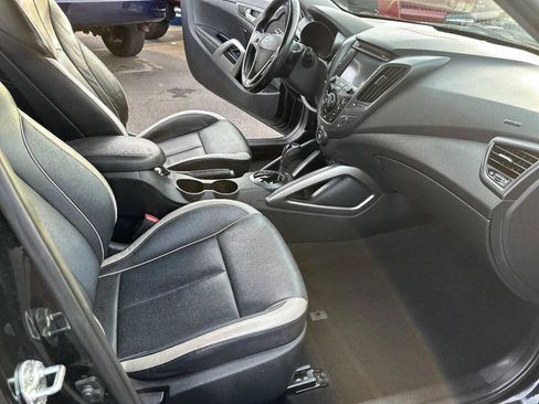 Used 2014 Hyundai Veloster Turbo image 15