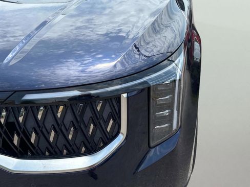 New 2026 Kia Carnival LX image 10