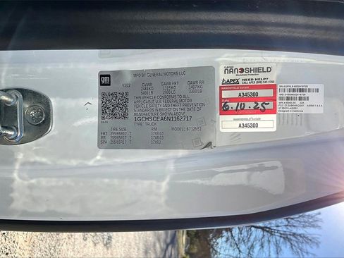 Used 2022 Chevrolet Colorado LT w/ Fleet Safety Package image 35