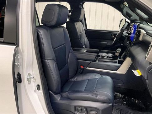 New 2026 Toyota Sequoia Platinum AWD/4WD image 31