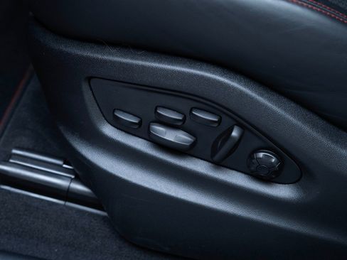 Used 2025 Porsche Cayenne GTS image 16