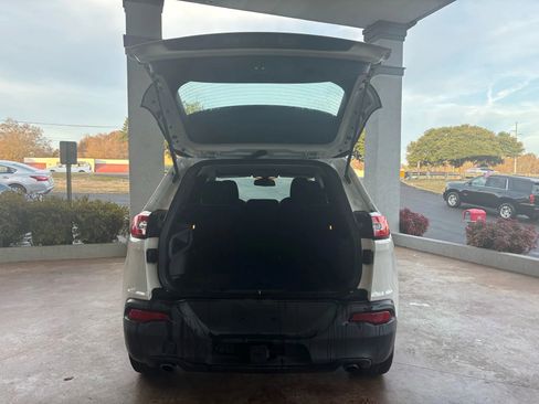 Used 2014 Jeep Cherokee Latitude w/ Trailer Tow Group image 21