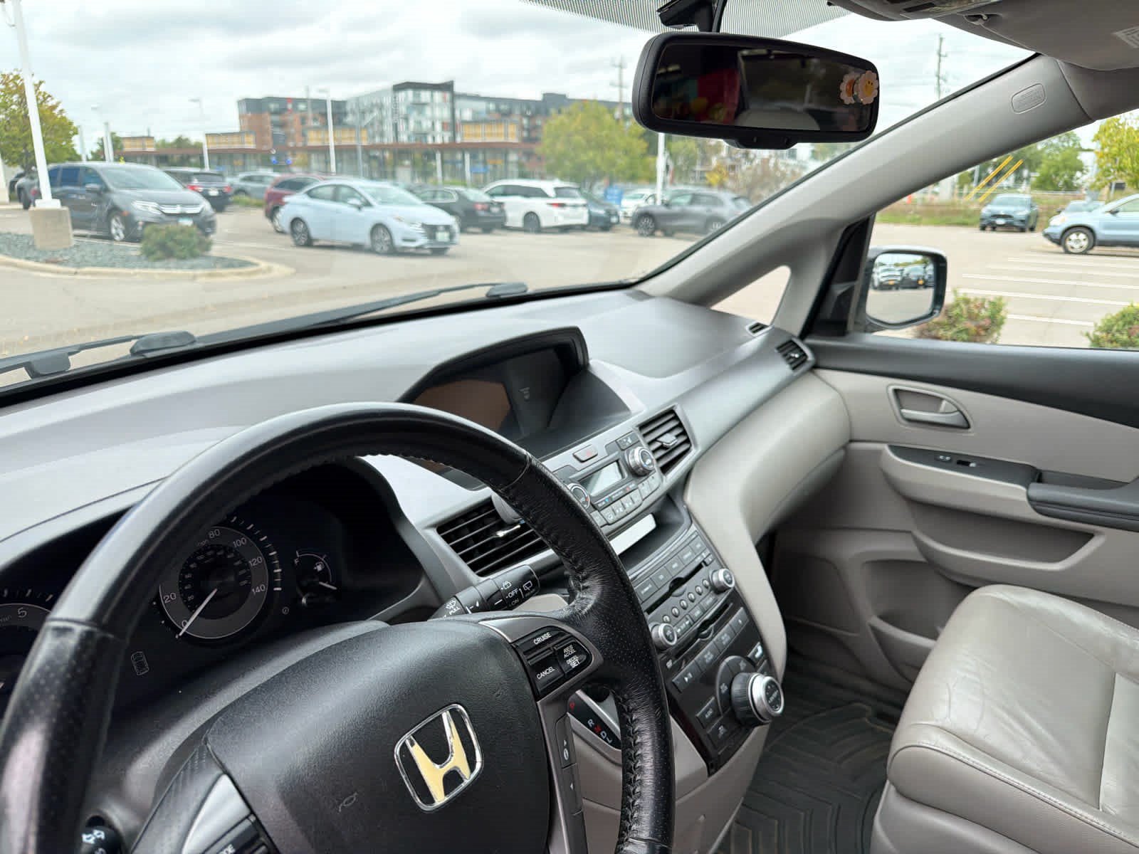 Used 2013 Honda Odyssey Touring image 10