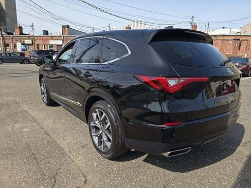 Used 2024 Acura MDX FWD w/ Technology Package image 4