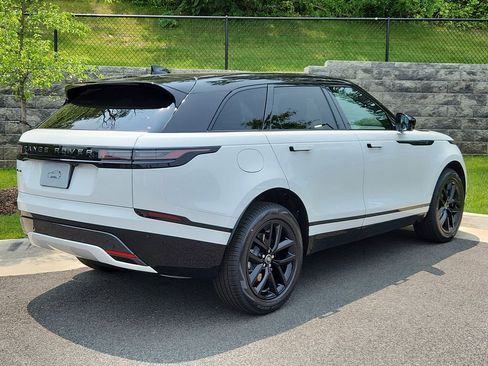 New 2026 Land Rover Range Rover Velar Dynamic SE image 2