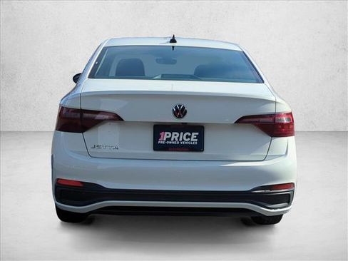 Used 2024 Volkswagen Jetta S image 6