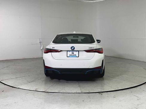 Used 2024 BMW i4 xDrive40i w/ Premium Package image 9