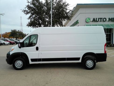 Used 2023 RAM ProMaster 2500 image 16
