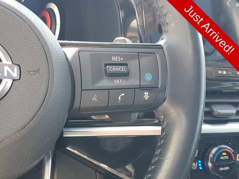 Used 2023 Nissan Pathfinder Platinum AWD/4WD image 28