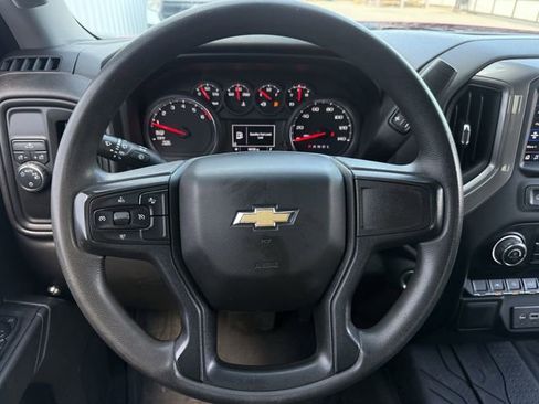 Used 2022 Chevrolet Silverado 1500 Custom image 13
