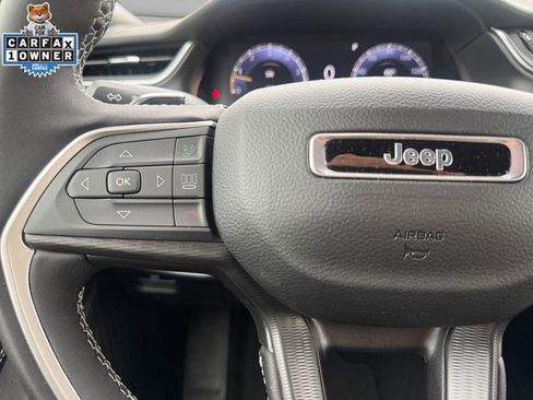 Certified 2025 Jeep Grand Cherokee Laredo X w/ Luxury Tech Group I AWD/4WD image 25