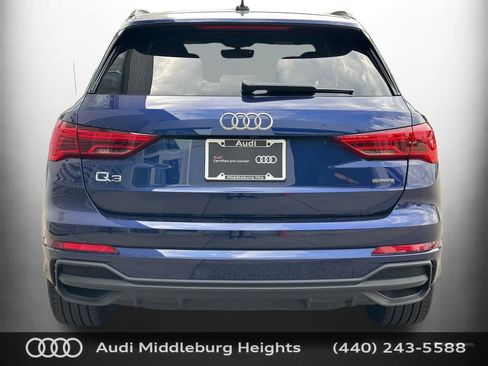 Used 2025 Audi Q3 2.0T Premium w/ Convenience Plus Package AWD/4WD image 7