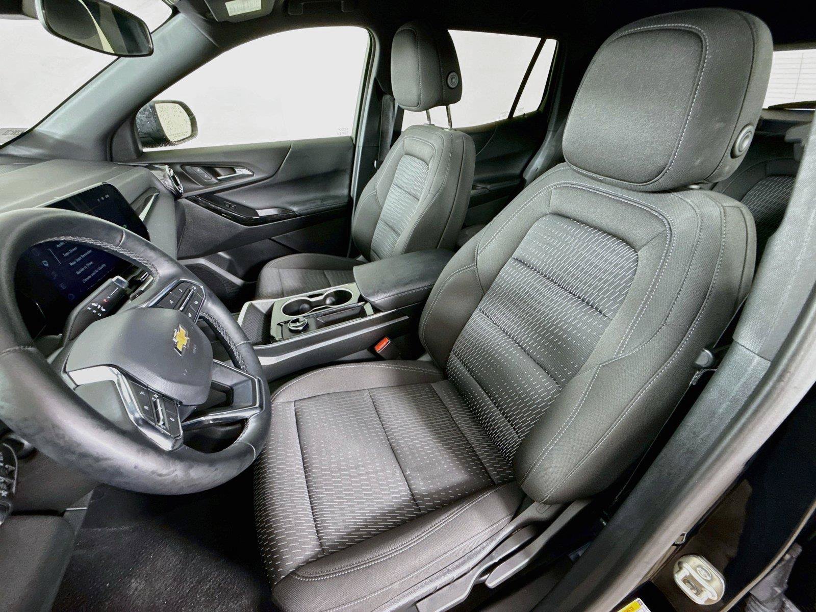 Used 2026 Chevrolet Equinox LT FWD image 11