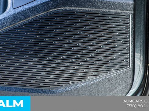 Used 2024 Volkswagen Jetta SE image 45