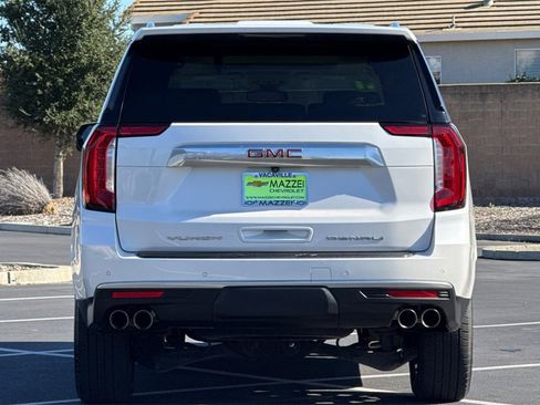 Used 2021 GMC Yukon Denali image 11