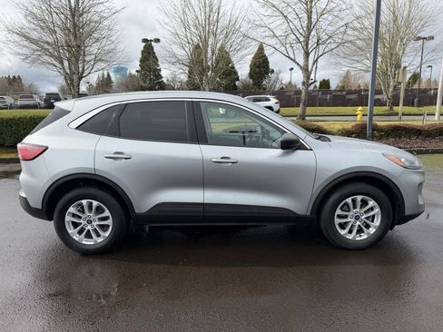 Used 2022 Ford Escape SE w/ Convenience Package image 9