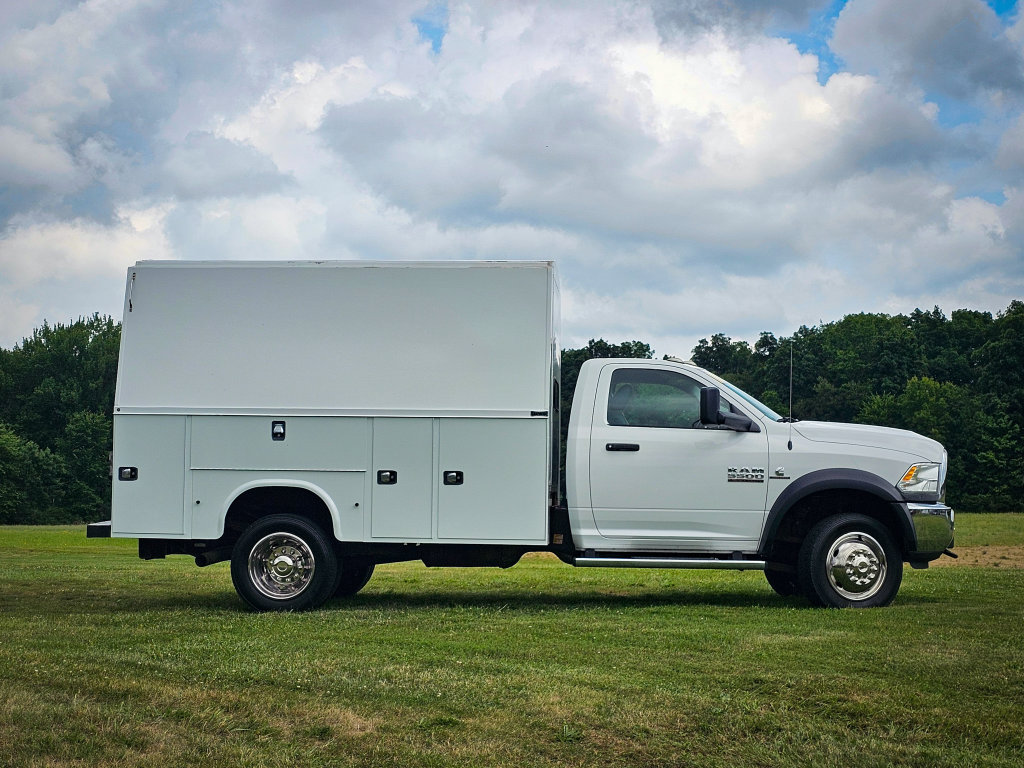 Used 2018 RAM 5500 Tradesman w/ Max Tow Package AWD/4WD image 2