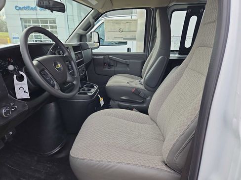 New 2025 Chevrolet Express 2500 w/ Driver Convenience Package image 8