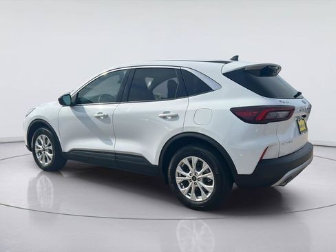 Certified 2024 Ford Escape Active w/ Cold Weather Package FWD image 6