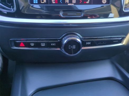 Used 2024 Volvo S60 B5 Core image 21