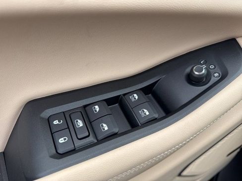 New 2025 Jeep Grand Cherokee L Limited w/ Trailer Tow Package image 15