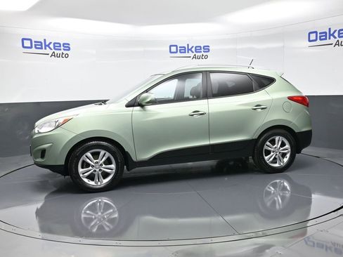 Used 2011 Hyundai Tucson GLS image 5