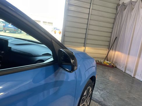 Used 2022 Hyundai Kona SEL image 16