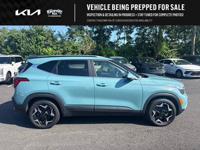 Certified 2024 Kia Seltos EX