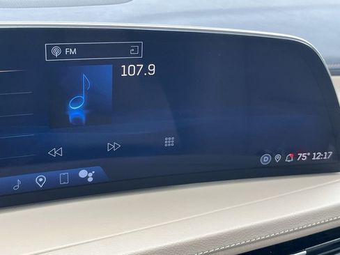 Certified 2024 Cadillac XT4 Premium Luxury image 5