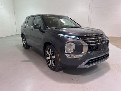 New 2025 Mitsubishi Outlander SE