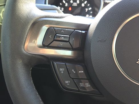 Used 2017 Ford Mustang Shelby GT350 w/ Electronics Package image 28