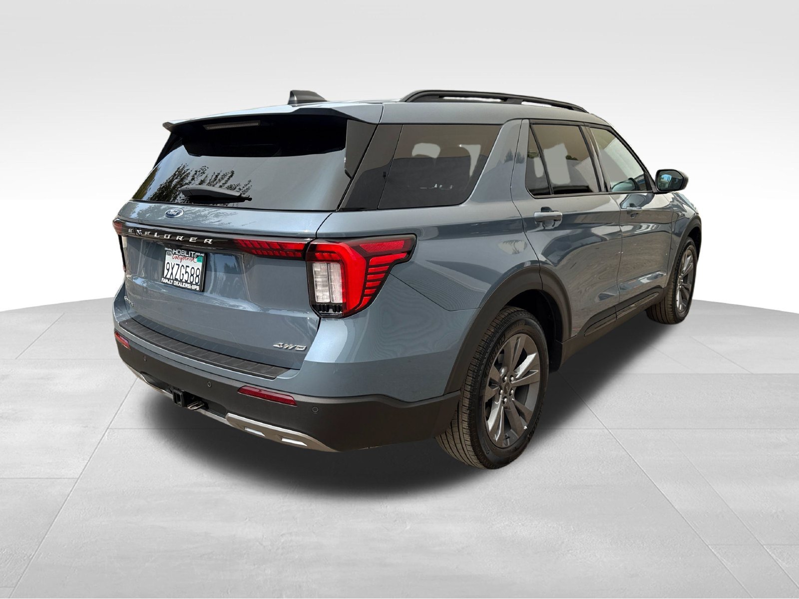 Used 2026 Ford Explorer Active w/ Active Comfort Package AWD/4WD image 5